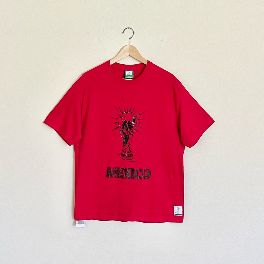 FIFA World Cup Brazil 2019 Team Mexico Trophy Graphic Red T Shirt Adult Large